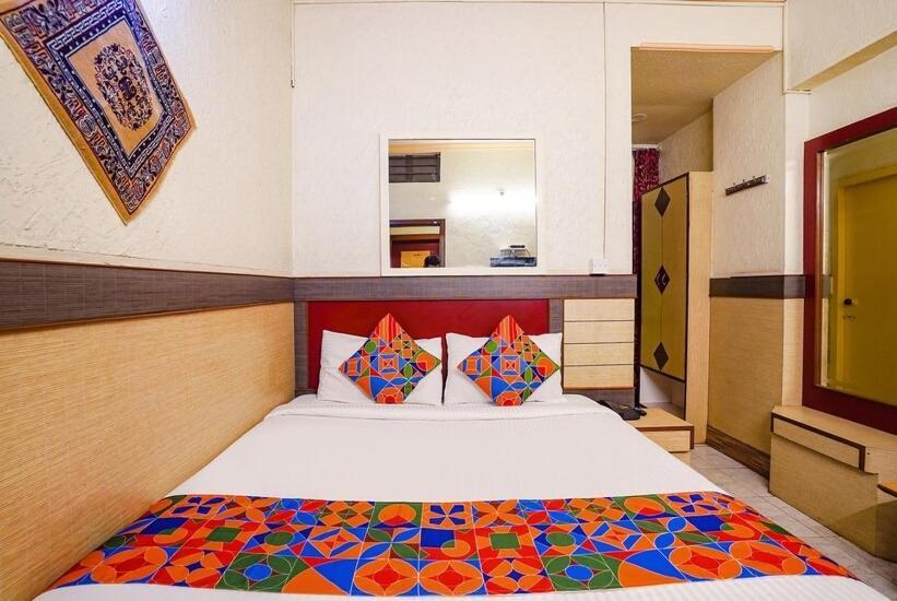 Hotel Lalbagh Gardenia Μπανγκαλόρ Δωμάτιο φωτογραφία